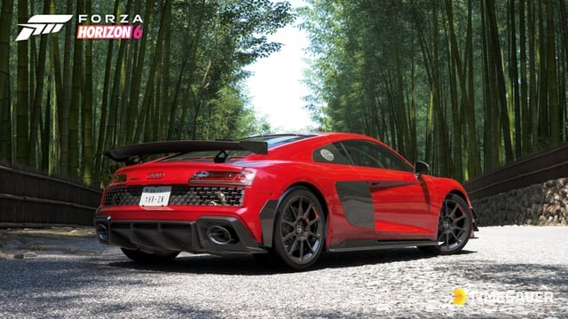 The 2023 Audi R8 Coupé V10 GT RWD in Forza Horizon 6 — a Car Pass car (June 18 drop) you can also buy in the Autoshow with Credits