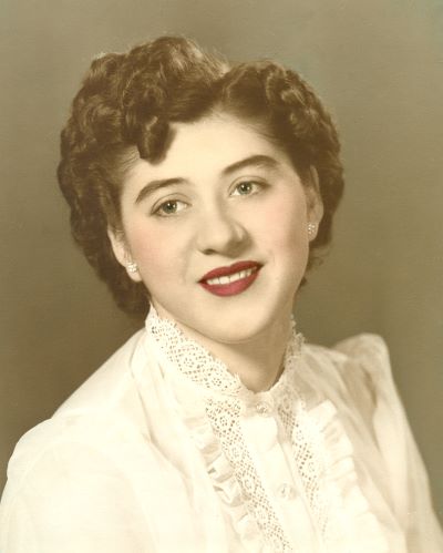 mom001.jpg