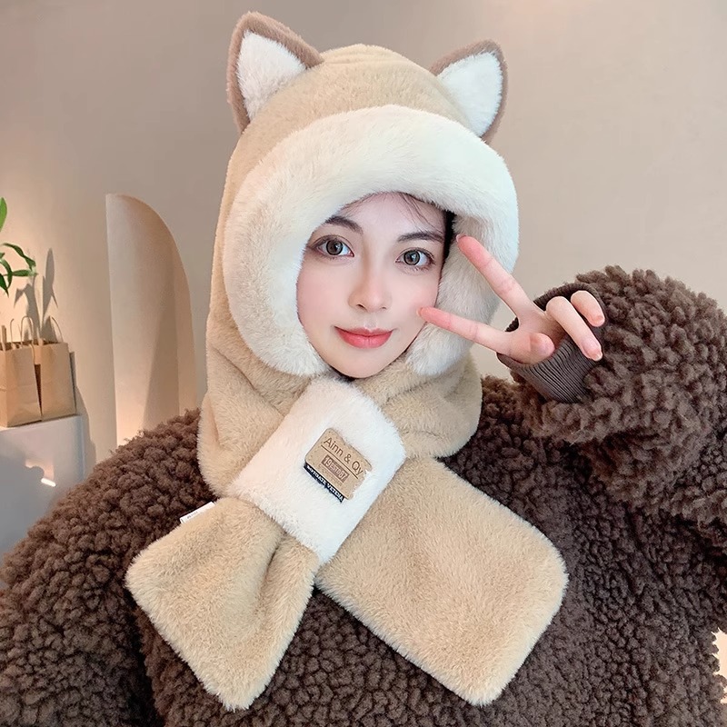 Fleece-lined winter hooded hat with scarf