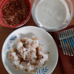 Bày ra dĩa và thưởng thức thôi nào.