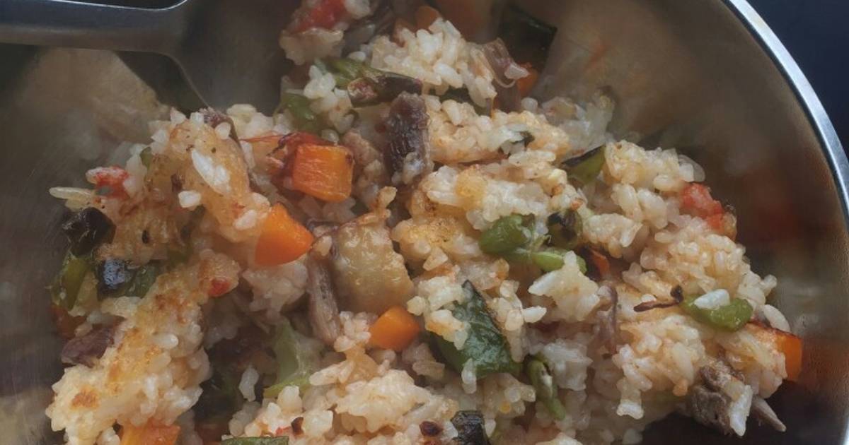 Cơm rang rau củ đơn giản cho bữa sáng
