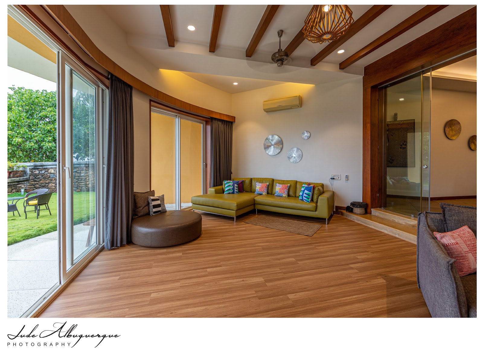 The Yellow House 4