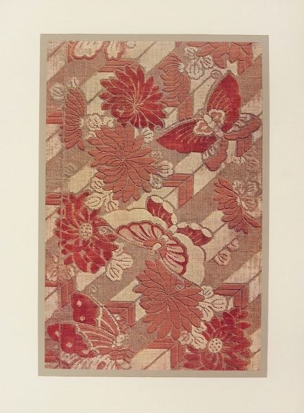 Papillons et chrysanthèmes 1913