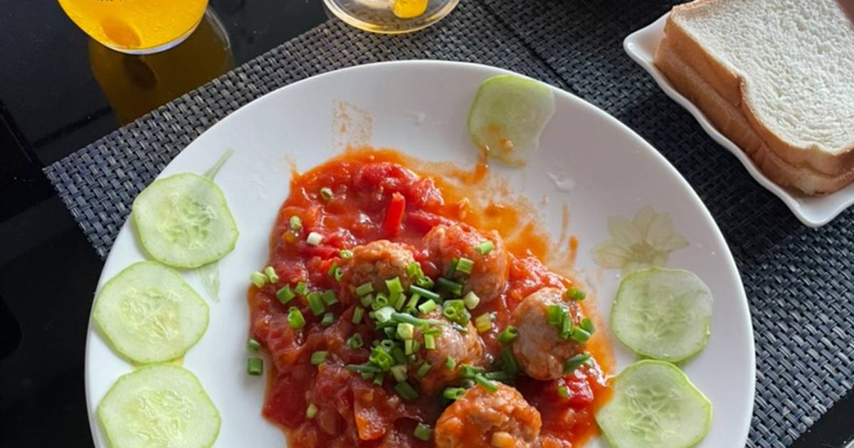 Thịt viên sốt cà chua