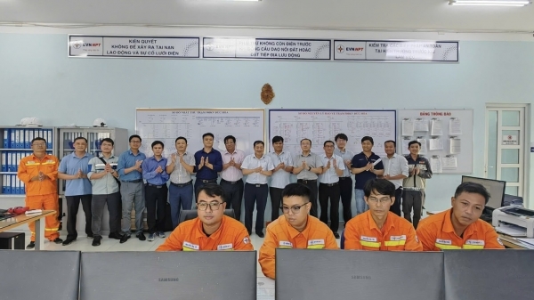 Hoàn thành lắp đặt máy biến áp 500kV 900MVA thứ hai tại Đức Hòa - Nâng cao năng lực truyền tải điện