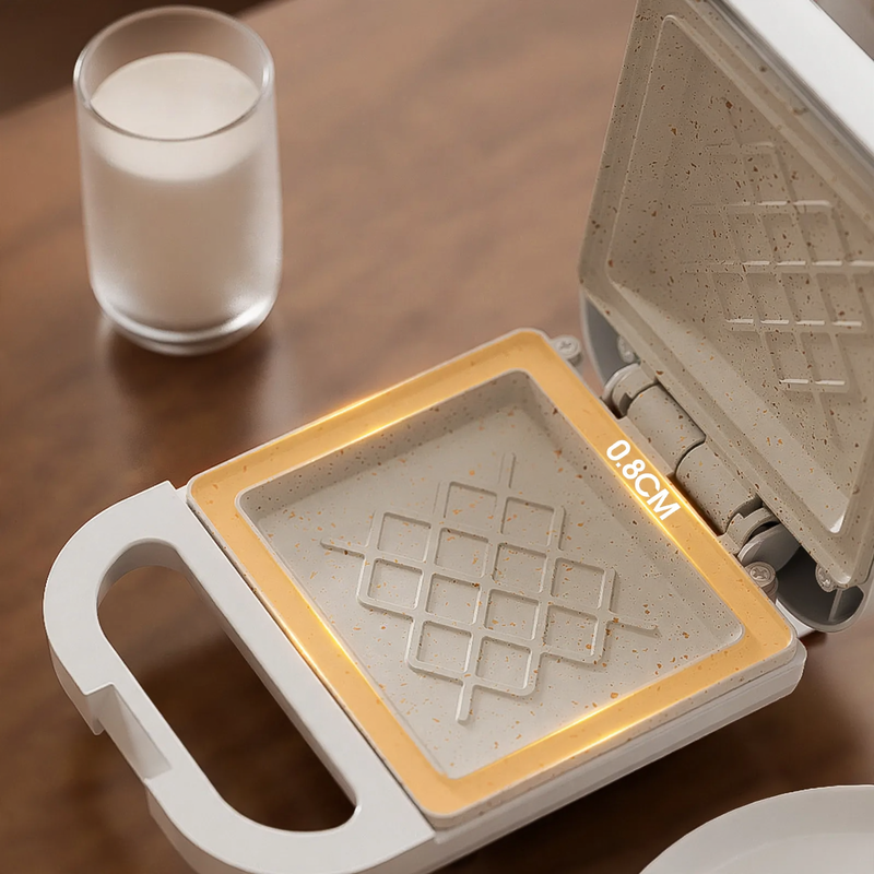 Multifunction toaster with grilling and cooking function