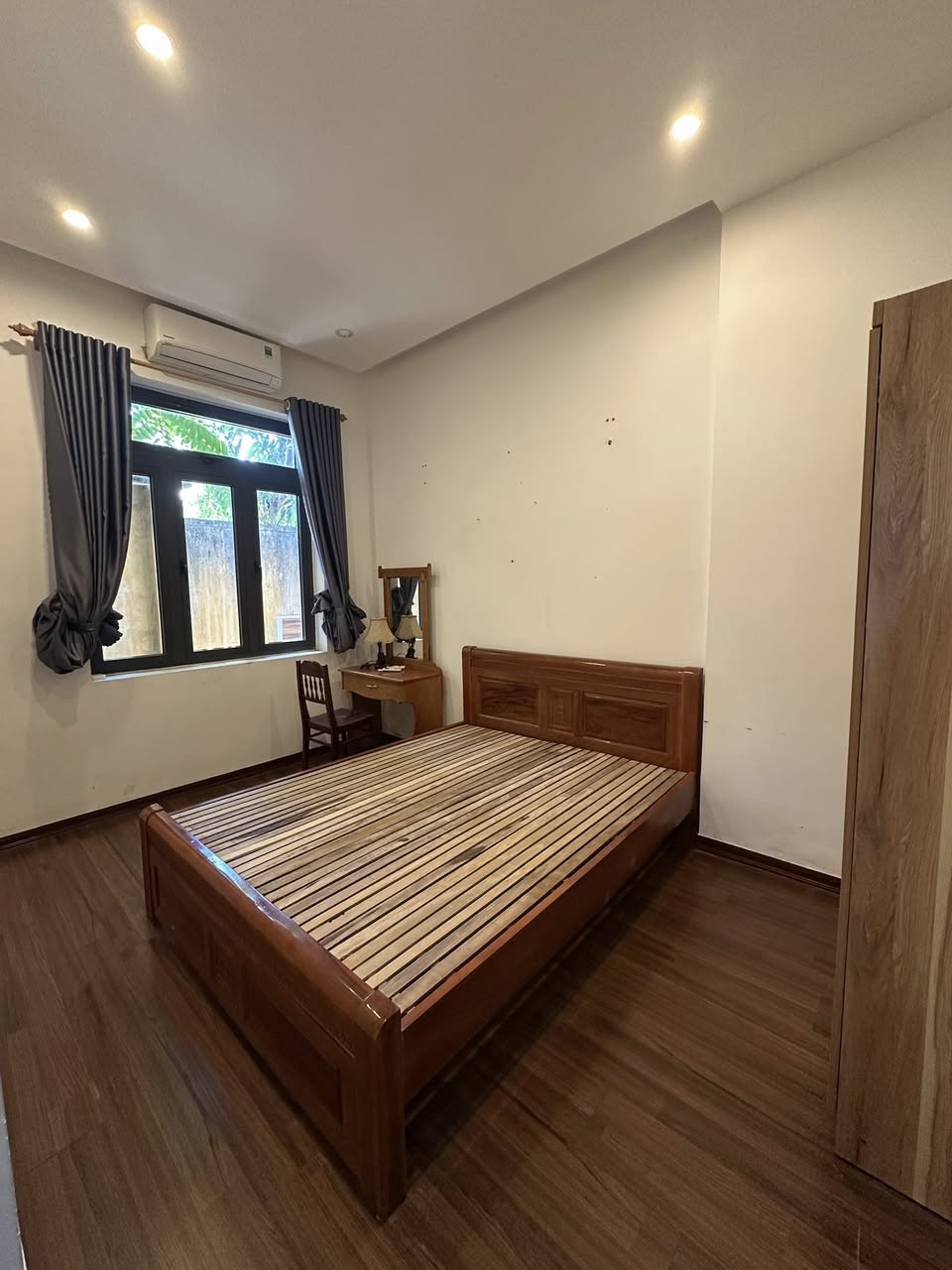 Cho thuê 2 phòng trong nhà 2