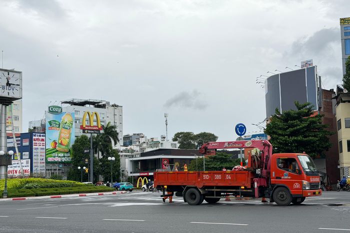 Ngày mai, TP.HCM thí điểm điều chỉnh giao thông tại vòng xoay Điện Biên Phủ - Nguyễn Bỉnh Khiêm - Báo Pháp Luật TP.HCM