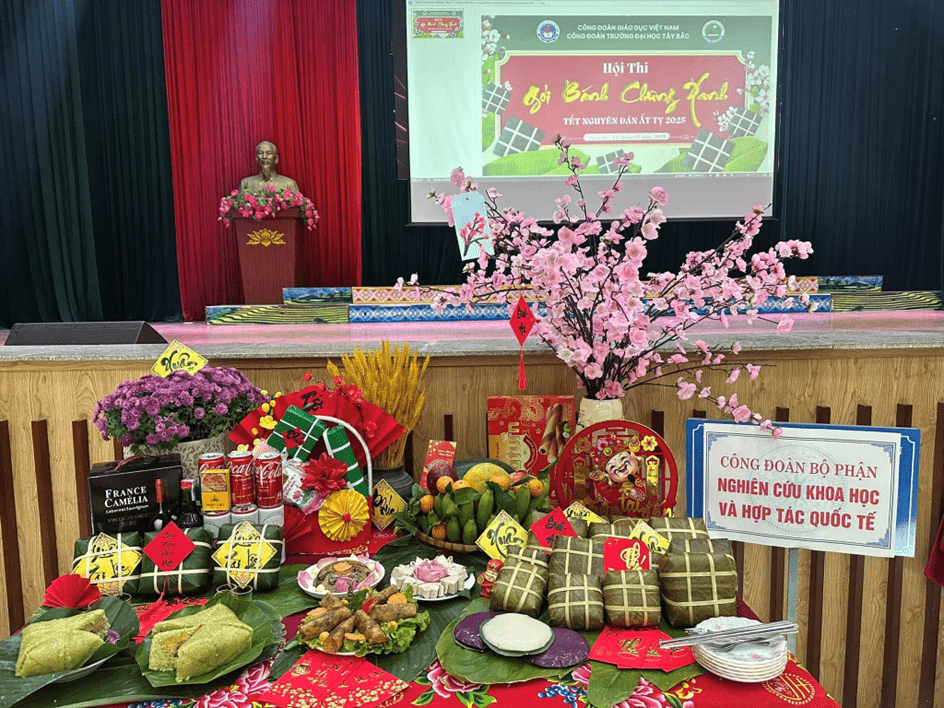 Sôi nổi các hoạt động Xuân yêu thương - Tết sum vầy  tại Trường Đại học Tây Bắc