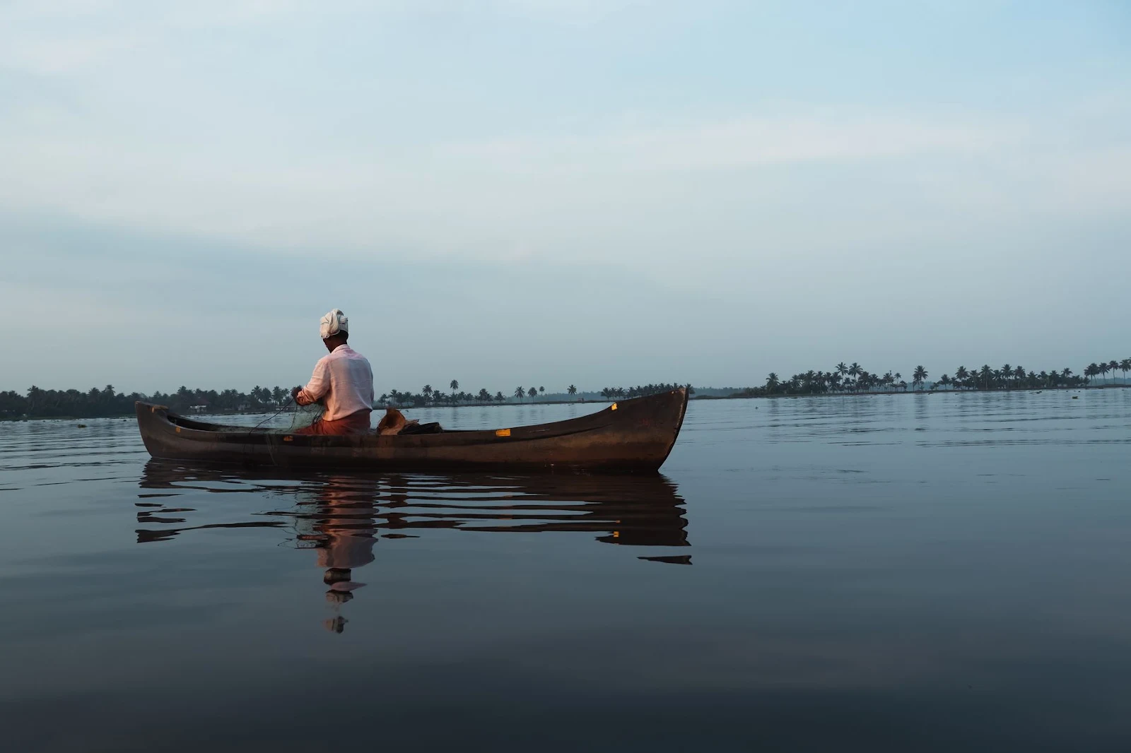 Is Alappuzha safe for solo travelers and families?