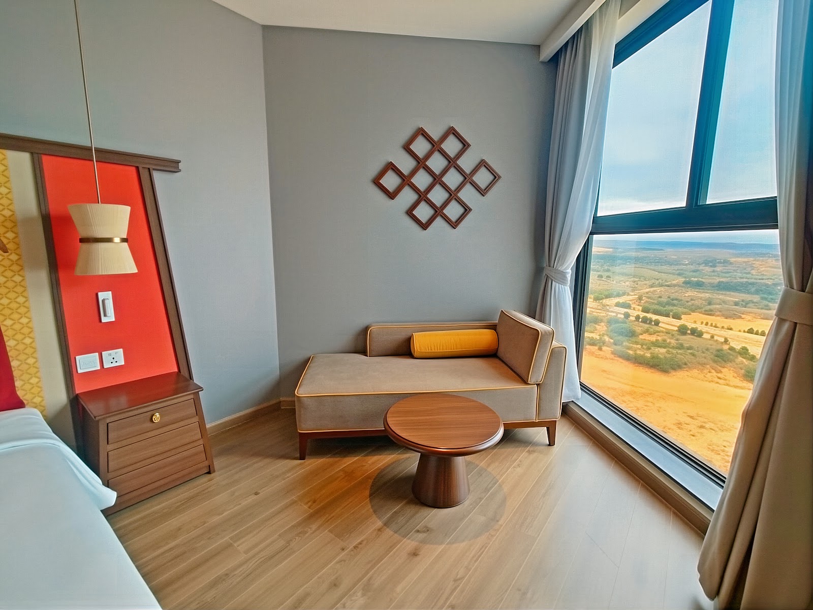 BÙI THỊ VIỆT HƯNG -S1712A