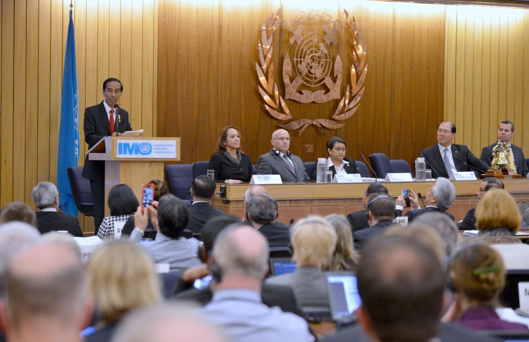 Presiden of Indonesia, Joko Widodo, at the International Maritime Organization (IMO) meeting in 2016, raising the need for comprehensive regulations to tackle marine pollution. Marine plastic pollution, Indonesia National Action Plan for Combating Marine Litter, Indonesia law restraining marine plastic litter, Global Plastic Action Partnership.  CarbonEthics Indonesia