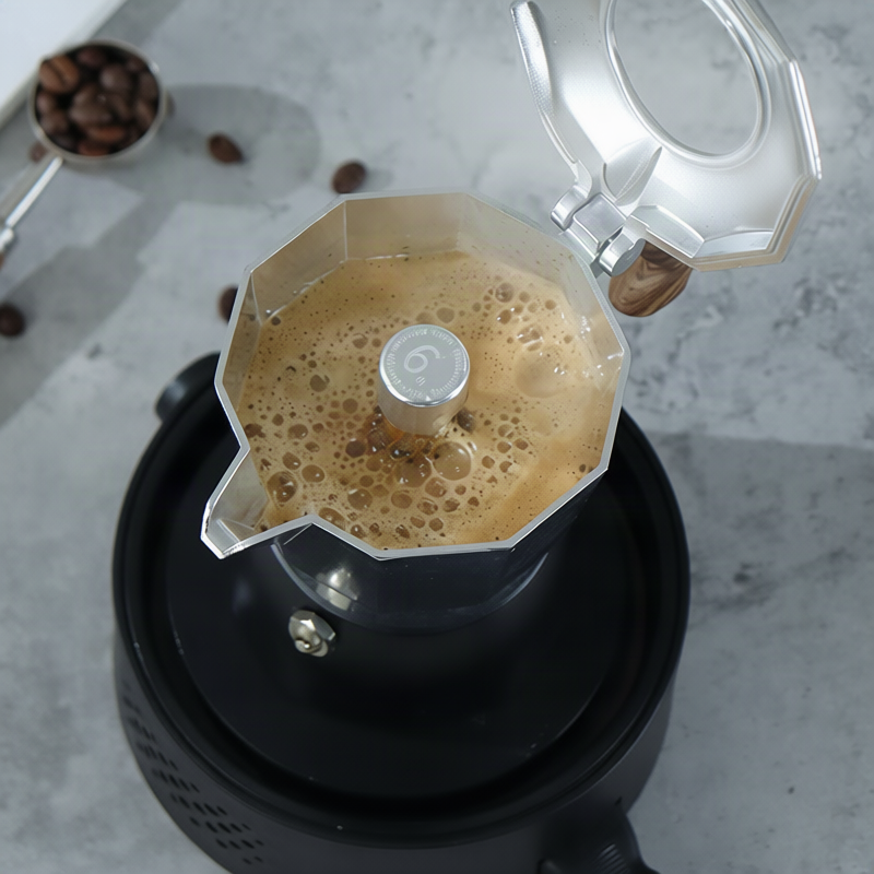 Espressokocher aus Edelstahl