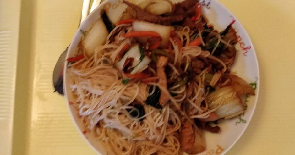 Bún xào thập cẩm