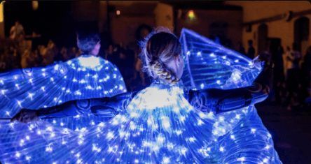 Danseuses aux ailes lumineuses LED