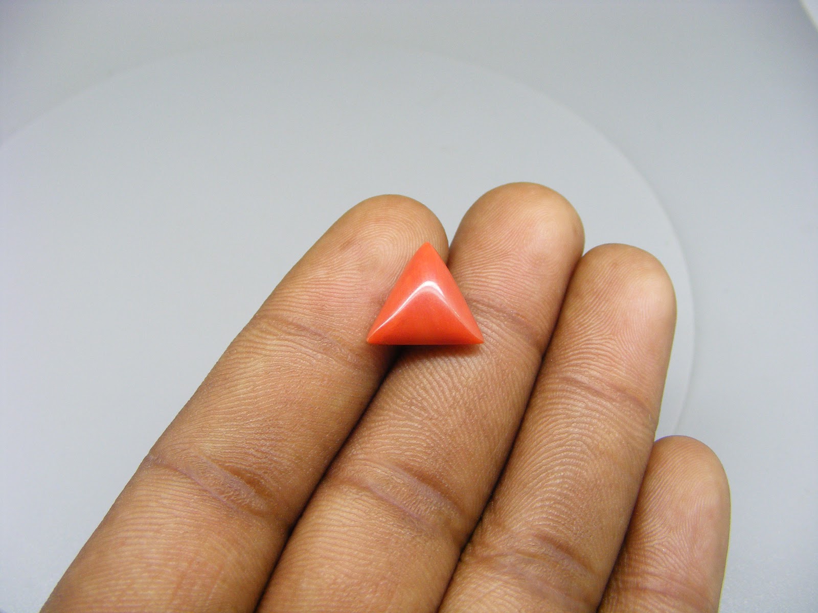 Natural Triangle Red Coral 5.01
