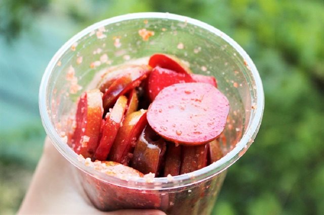 Mận Lắc Muối Ớt