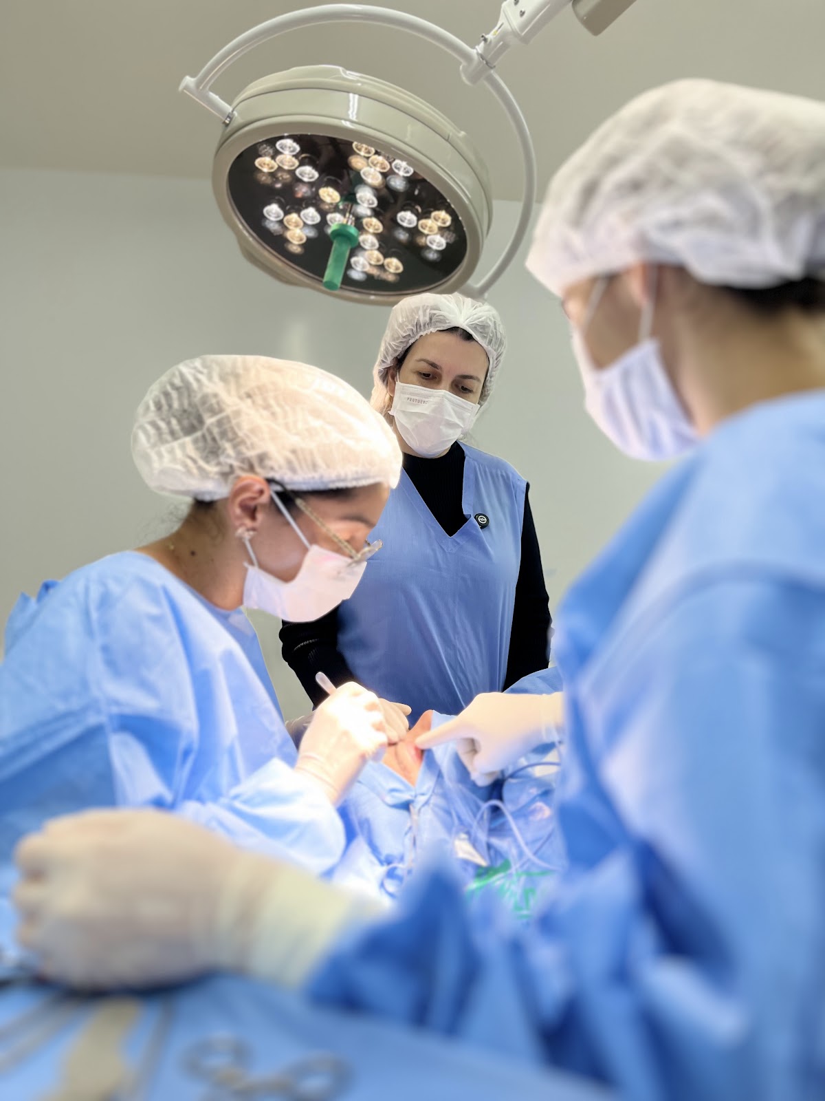 Doctor preparing anesthesia