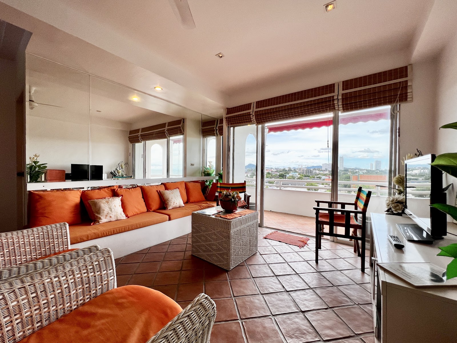 2-спальная квартира в Somphong Condotel