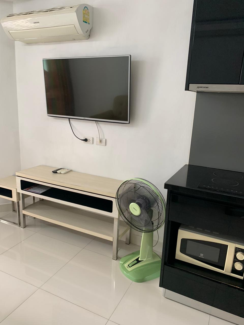 Espana Condo - 1 Bed, Floor 5 9