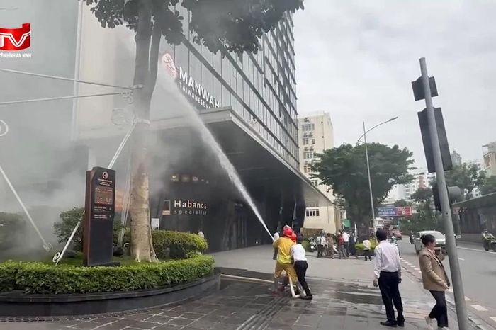 An toàn khi sử dụng điện tại các cơ quan, đơn vị trong mùa nắng nóng - Chuyên trang An Ninh Thủ Đô - Báo Công an nhân dân