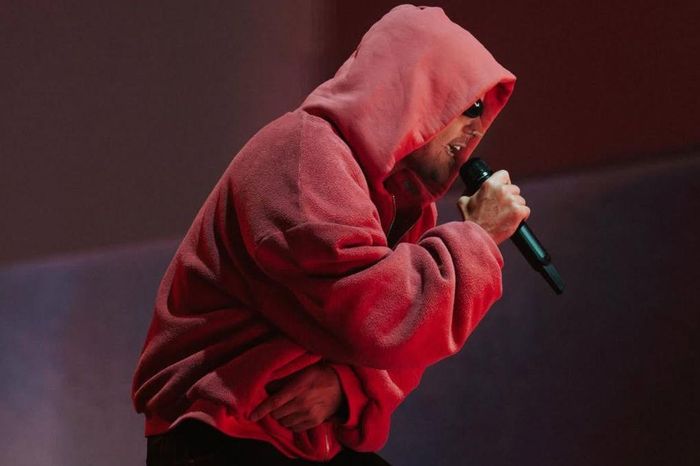 Nghịch lý với Justin Bieber - Tạp chí SaoStar