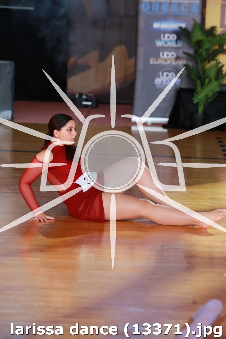 larissa dance (13371).jpg