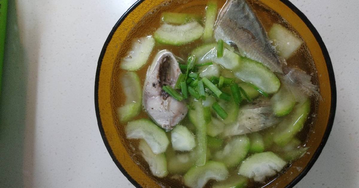 Canh cá nục nấu bí đao