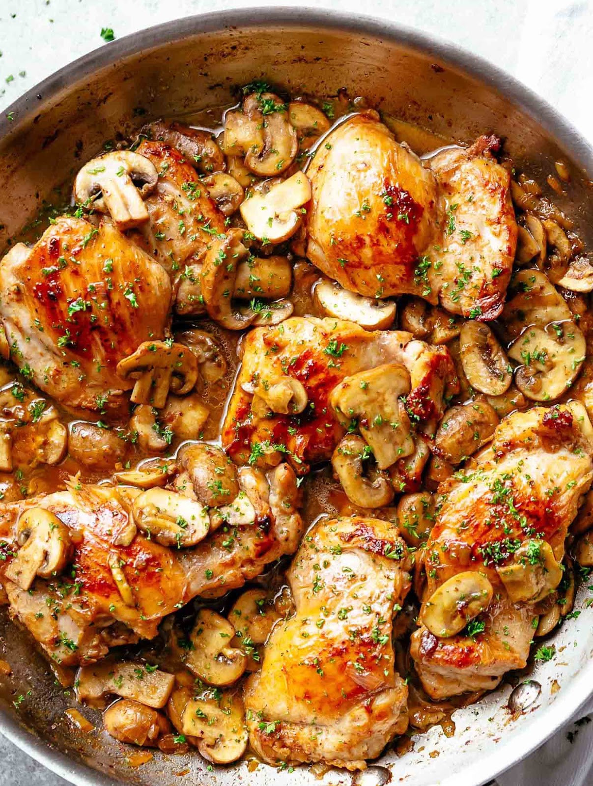 GARLIC MUSHROOM CHICKEN