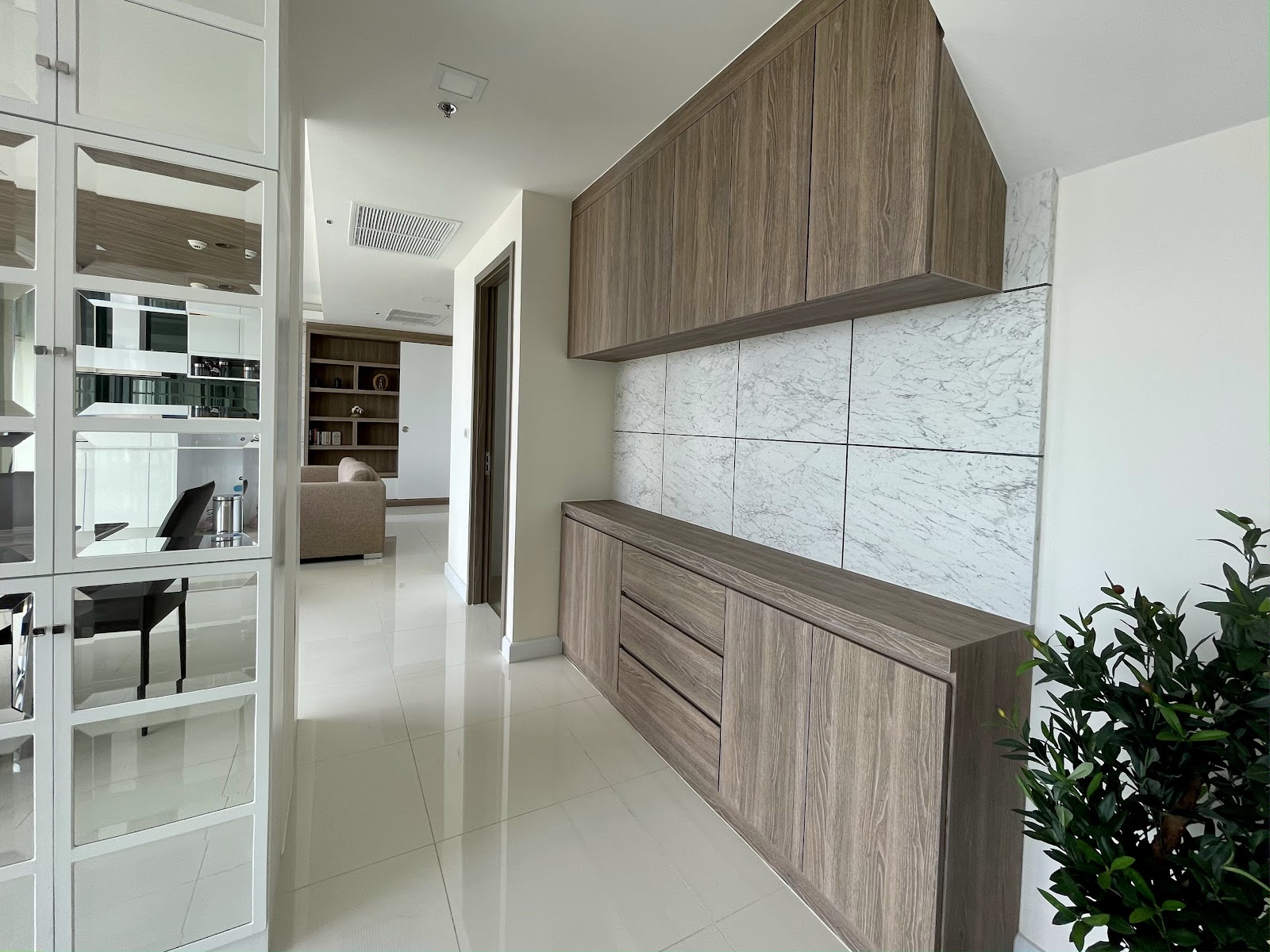 Grand Caribbean A - 1 Bed, Floor 7 4
