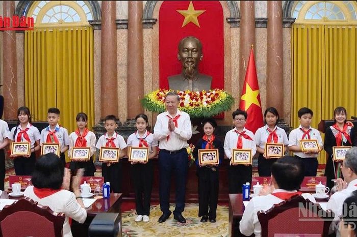 [Video] Tổng Bí thư, Chủ tịch nước Tô Lâm: Thiếu niên, nhi đồng phấn đấu hôm nay là đội viên tốt, mai sau là công dân tốt của đất nước - Báo Nhân Dân