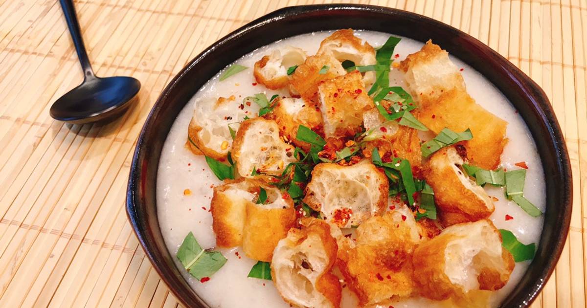 Cháo nấm đông cô rau răm (Cháo trai chay)