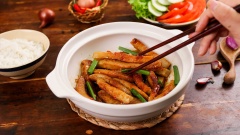 Chả Lụa Rim Mắm