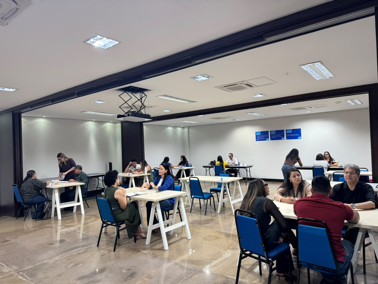 Empresários em reunião de negócios promovida pelo projeto Move+ do Sebrae em Boa Vista