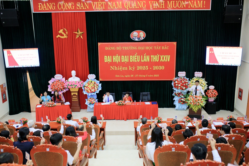 Đảng bộ Trường Đại học Tây Bắc tổ chức thành công Đại hội Đại biểu Đảng bộ Trường Đại học Tây Bắc lần thứ XXIV, nhiệm kỳ 2025 - 2030