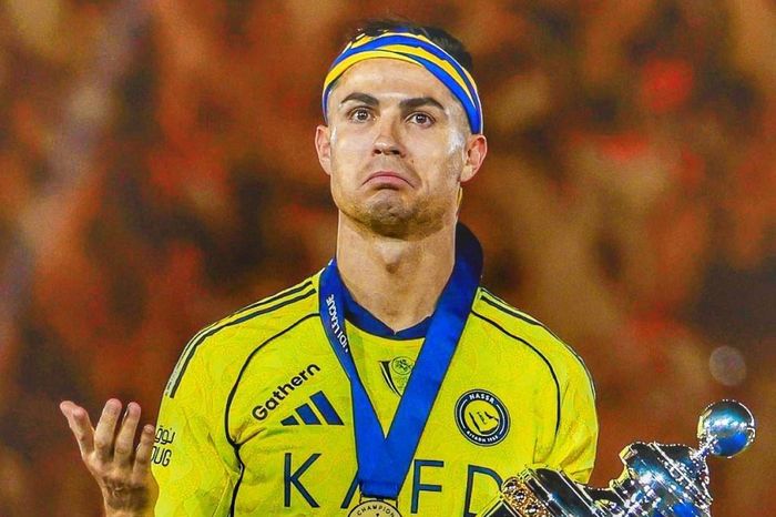Khoảnh khắc 'triệu view' của Ronaldo - Tạp chí Tri thức
