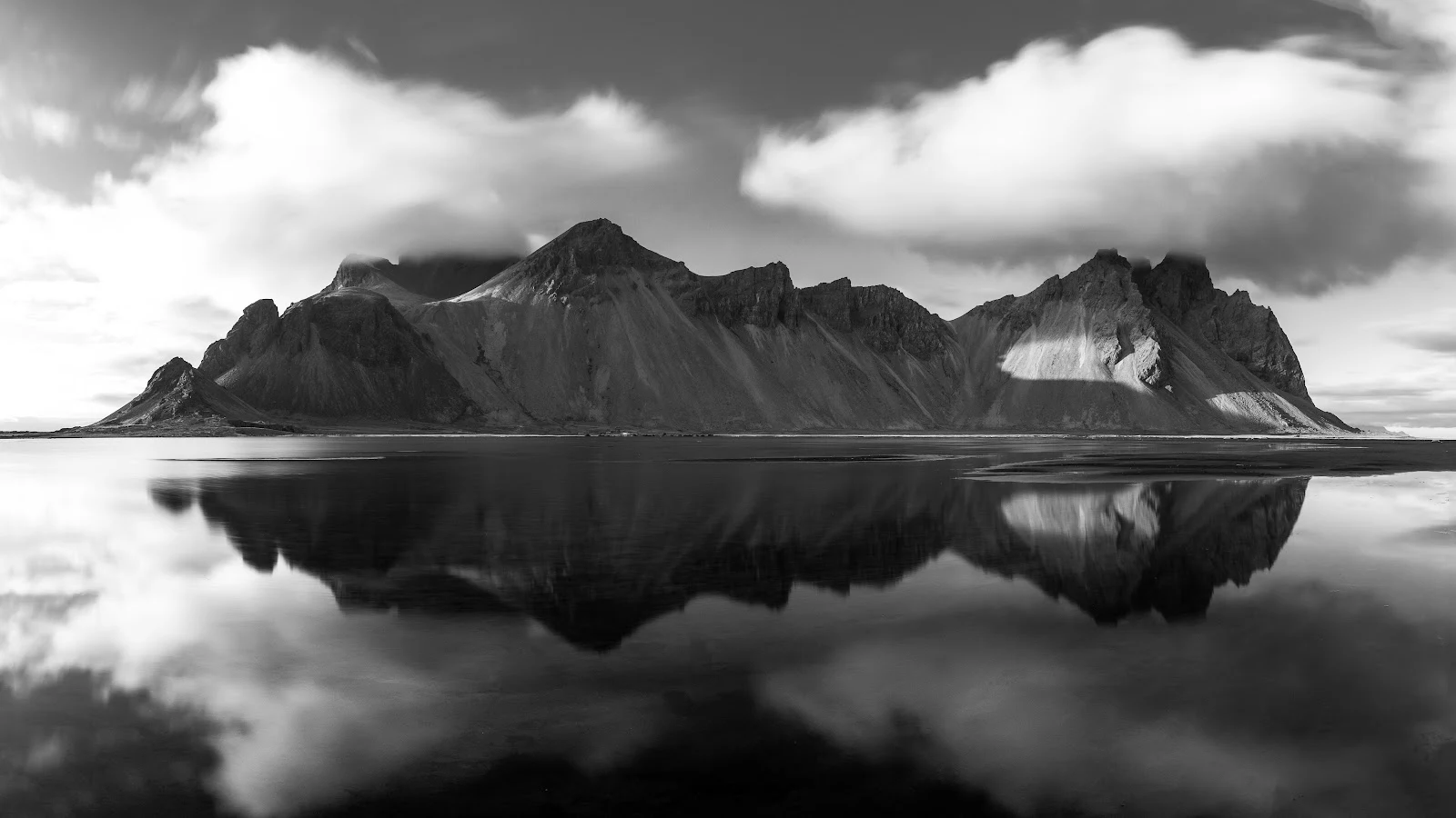 Dramatic Mountain Reflection Monochrome - Monochrome Landscape Photography 5K Wallpaper (5958x3351)