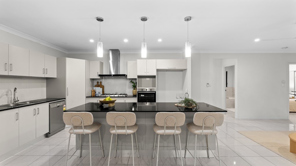 44 Perserverance Street, Redlynch - Thumbnail 5