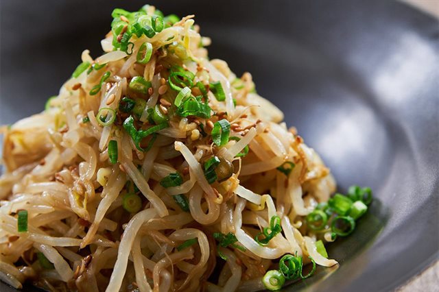 Salad Giá Đỗ Đơn Giản
