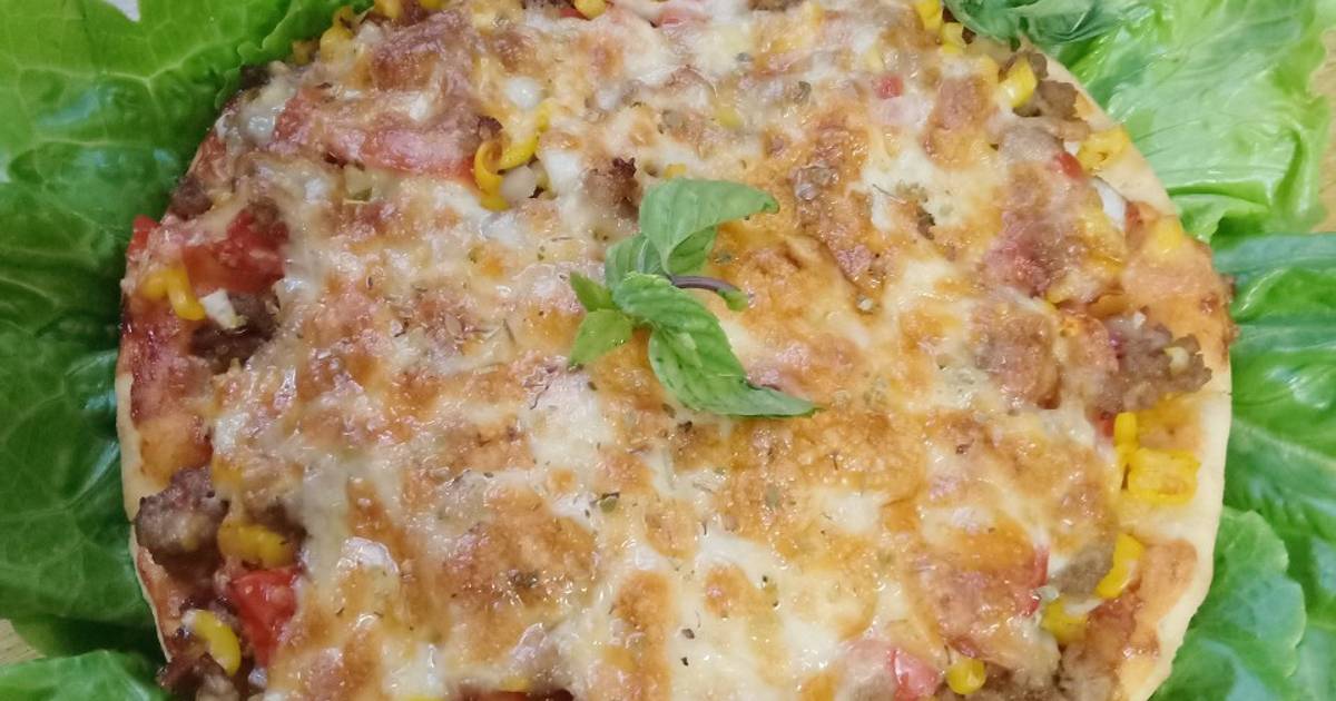 Pizza bò băm ngô
