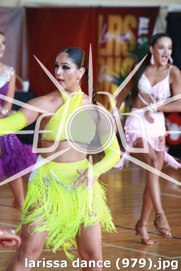 larissa dance (979).jpg