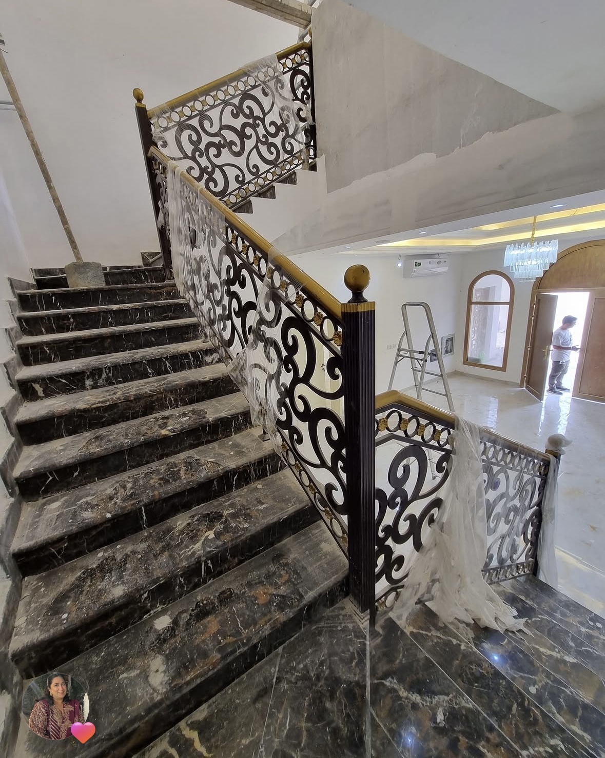 Villa staircase metal railing Fujairah — Al Taher Group