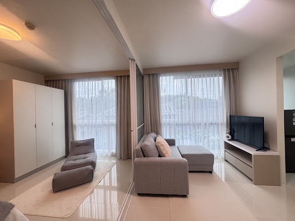 The Wide Condo (เดอะ วาย คอนโด)