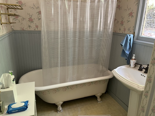 Existing bathroom with clawfoot tub — before remodel