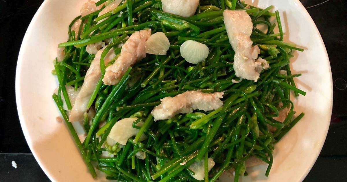 Bông hẹ xào diềm thăn heo