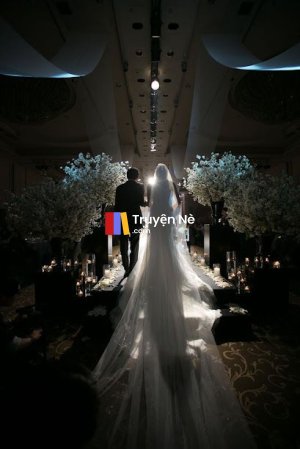 Hai Tháng Yêu Hợp Đồng