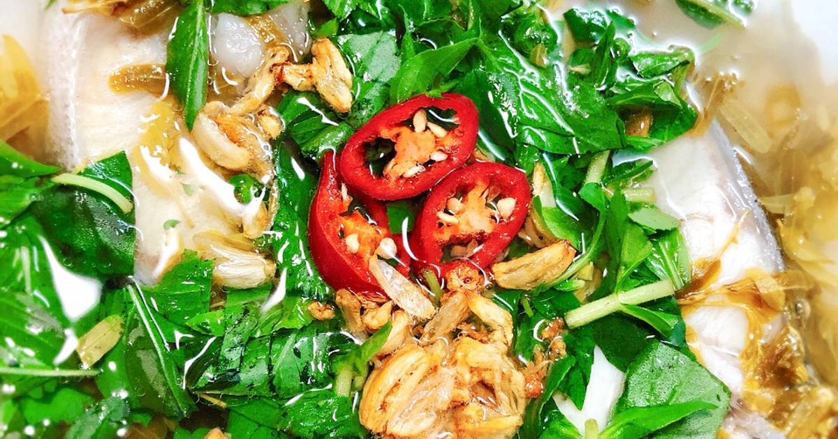 Canh Cá Bớp Nấu Lá Me Non