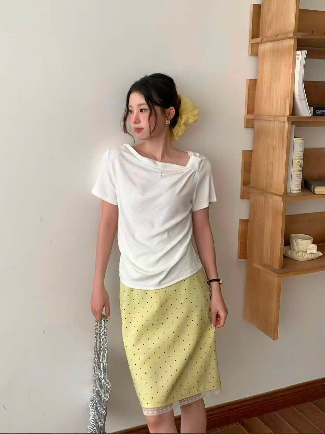 Áo thun nhíu vai trơn nút XONXEN SHOP 3009 – Image 2
