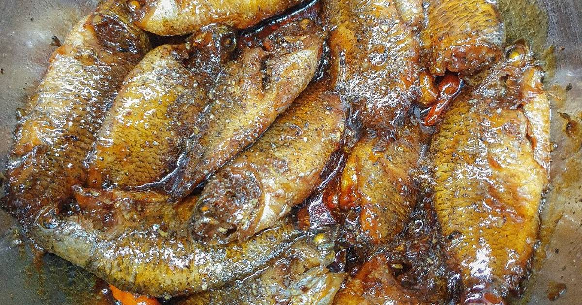 Cá rô đồng kho quẹt
