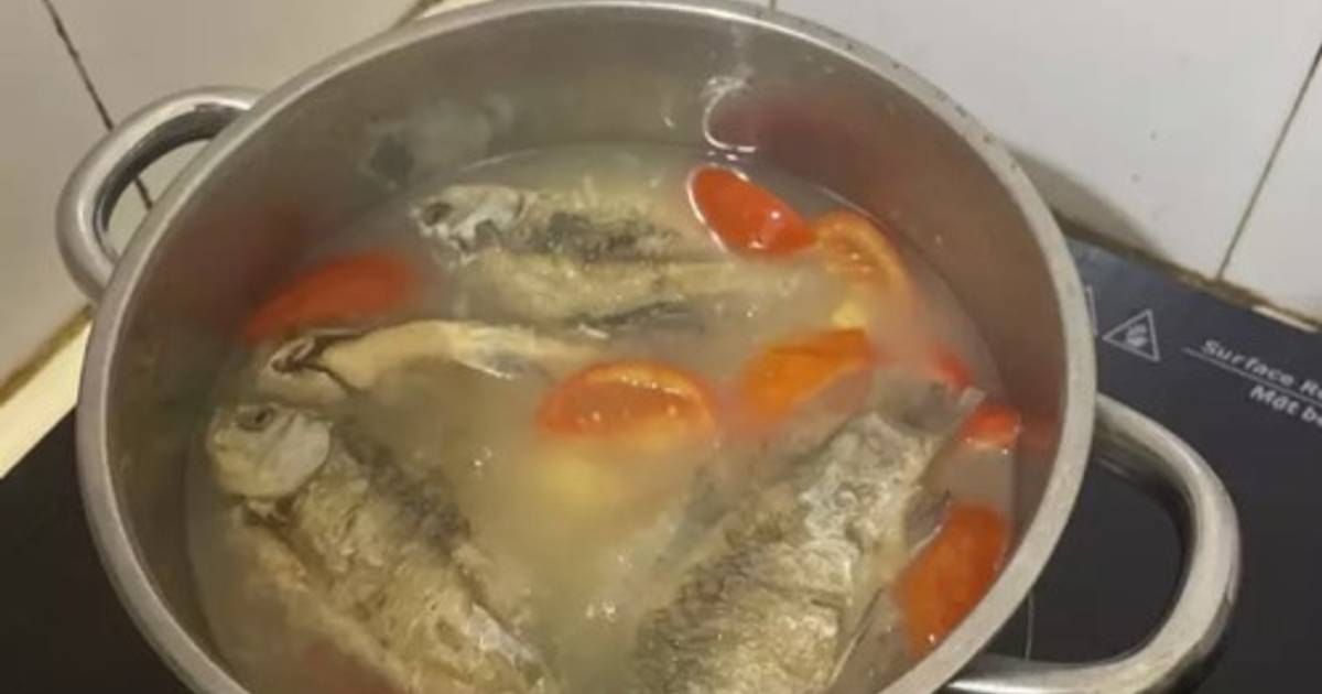 Canh Cá Chua
